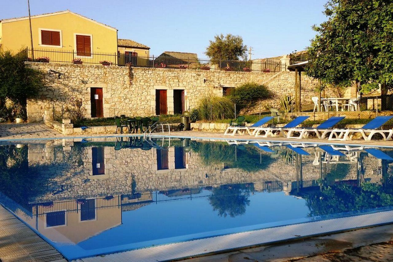 Agriturismo Tenuta Margitello Comiso Bagian luar foto